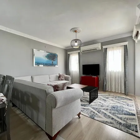 Apartment Refreshing House Close To The With A Sea View And Balcony In